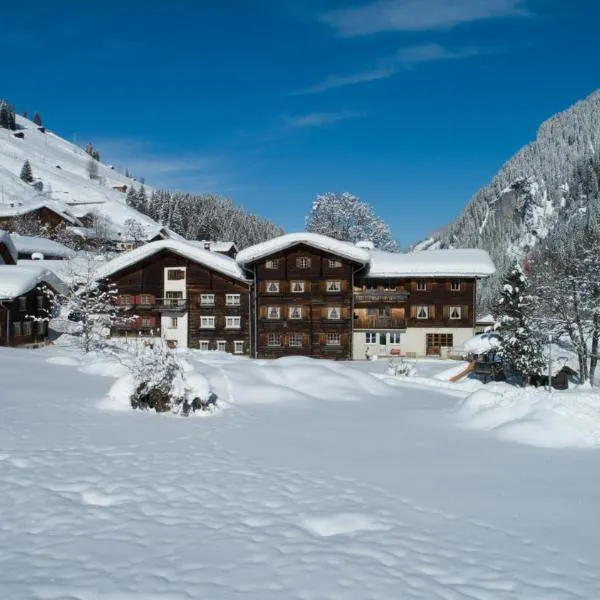 Gasthaus Rathaus, ξενοδοχείο σε Safien Platz