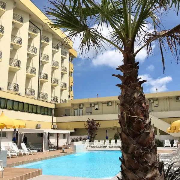 Hotel Montmartre, Hotel in Rimini