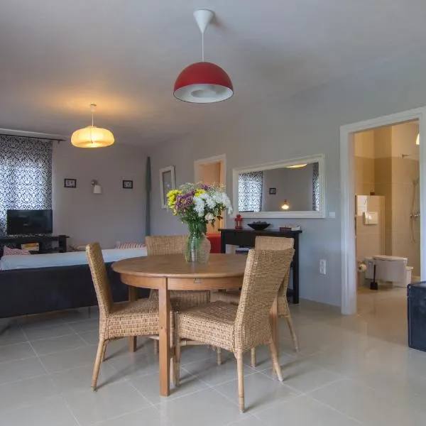 Villa Elaia Suites & Apartments No.2, hotel v destinaci Gaios