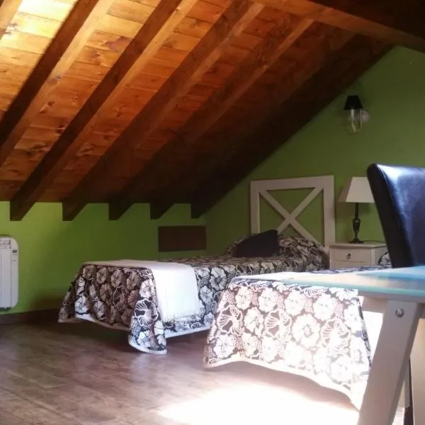 LAS VILLAS DEL PONTON, hotel v destinaci Trescares