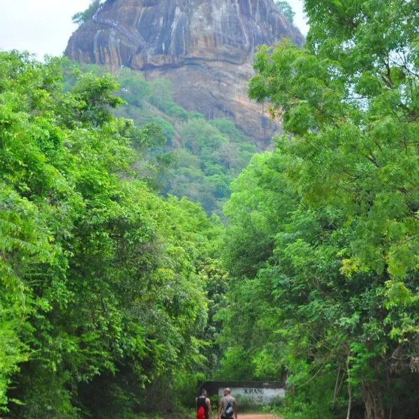Thal Sewana, hotel in Sigiriya