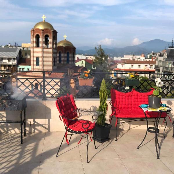 Piazza Batumi Guesthouse