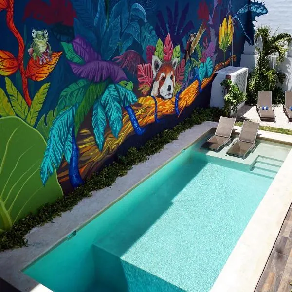 Red Panda Hostal, hotel en Playa del Carmen