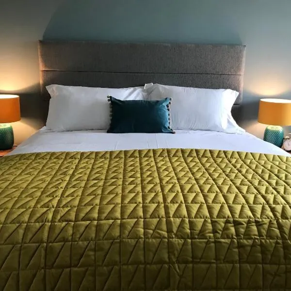 Stones Luxury B&B with hot tub and self-contained rooms, hôtel à Uig