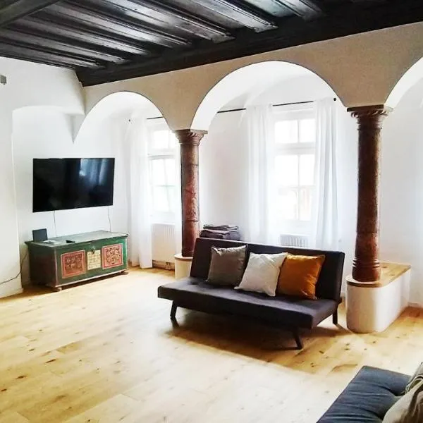 Renaissance Apartment Marktplatz, hotel in Gmunden