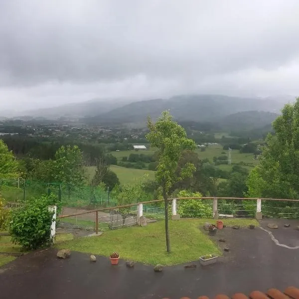 En la colina 2 Montañealde, ξενοδοχείο σε Gamiz-Fika