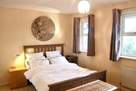 luxury two bedroom apartment in Thornton heath