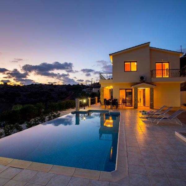 Villa Blue Jadeite, Peyia
