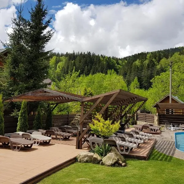 Viesnīca Villa Nova pilsētā Tatariva