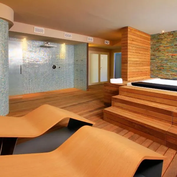 Lagaya Apartaments & Spa, hotel in Valderrobres