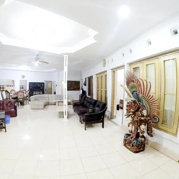 With Friends Homestay Jogja, hotell sihtkohas Yogyakarta