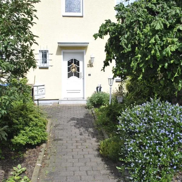 gemütliche Zimmer im Einfamilienhaus, hotel a Colonia