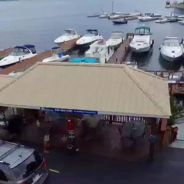 Hills Motel & Marina, hotel a Alexandria Bay