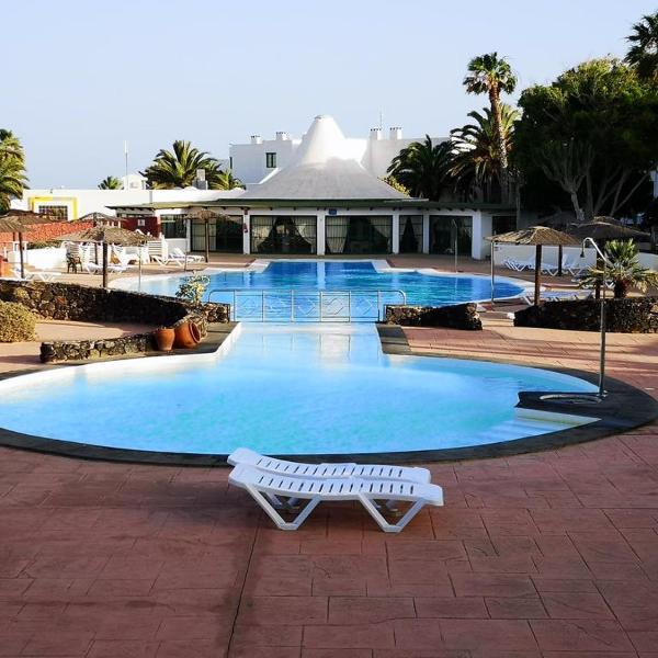 Playa Roca Bungalows Costa Teguise