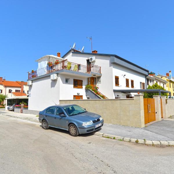 Apartments Fazana 765