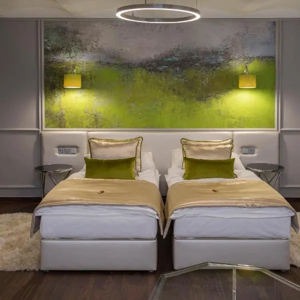 Boutique Hotel Center, hotel in Kecskemét