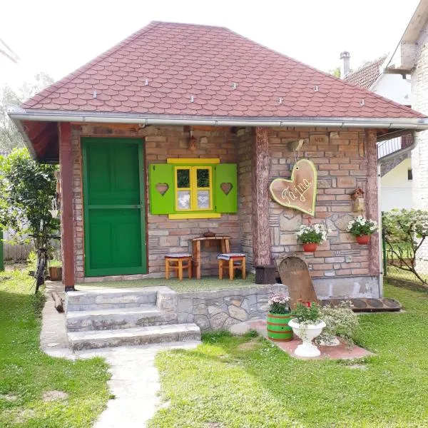 Etno apartman Tajna, מלון בGornja Toplica