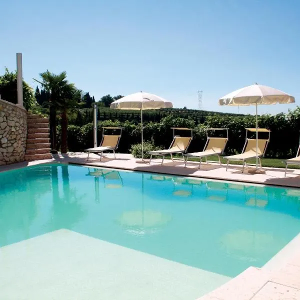 B&B Al Cristo, hotel v destinaci SantʼAmbrogio di Valpolicella