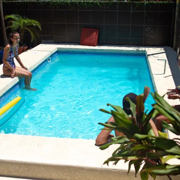 Hostel Mamallena, hótel í Panamaborg