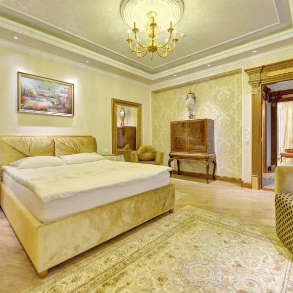 Luxury Pilies Avenue Apartment