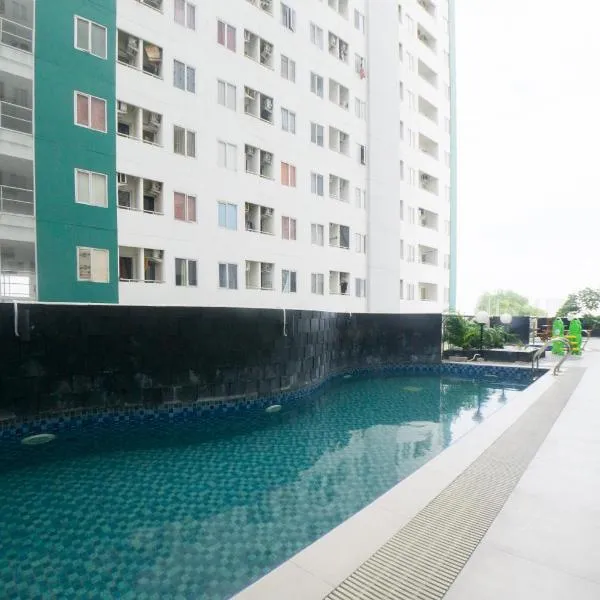 RedDoorz Apartment near Bundaran Satelit Surabaya，位于泗水的酒店