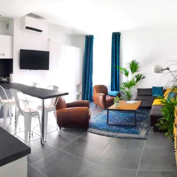 Beautifully Bright Apartment in Old Town Saint-Tropez, hôtel à Saint-Tropez