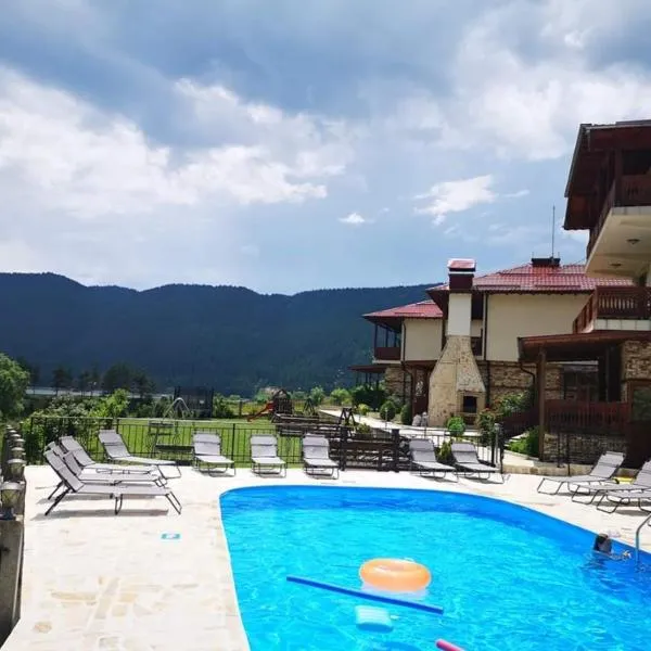 Къщи за гости БАШЕВИ, hotel din Sărniţa