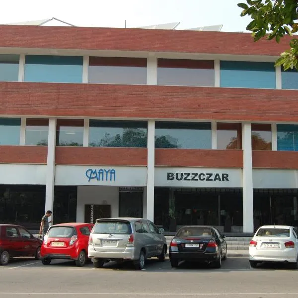 Maya Hotel, ξενοδοχείο σε Τσαντιγκάρ