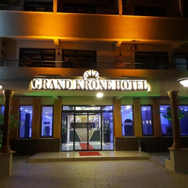 Grand Krone Hotel, hotel in Çınarcık