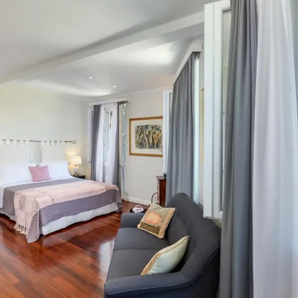 Dousmani Corfu Old Town Studio Suite, hotel in Corfu Town