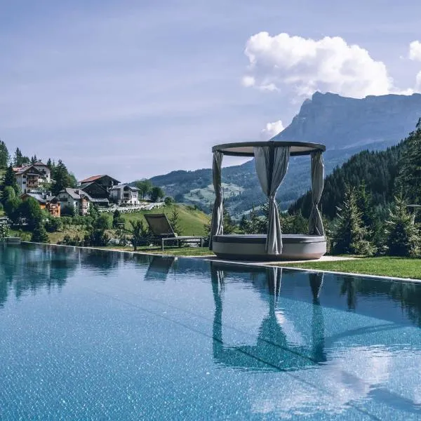 Hotel Cristallo - Wellness Mountain Living, hotel in La Villa