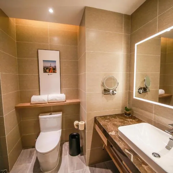 Atour Hotel (Nanjing Xianlin University City Shengchuangyuan), hotel in Nanjing