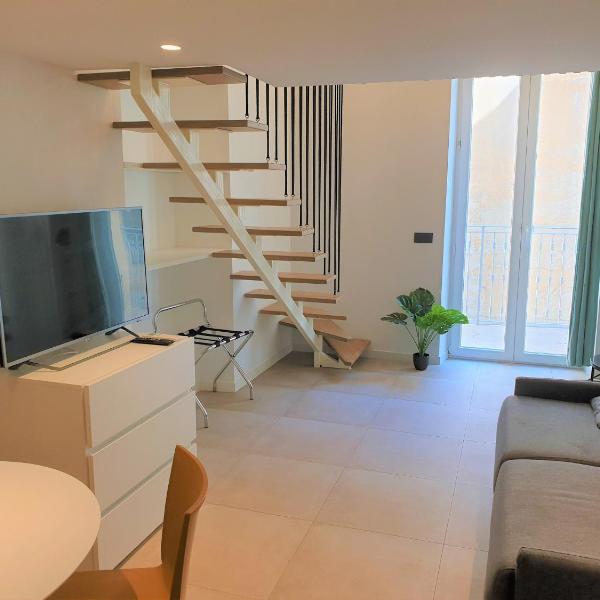 DUPLEX BALCON CENTRE MER 206