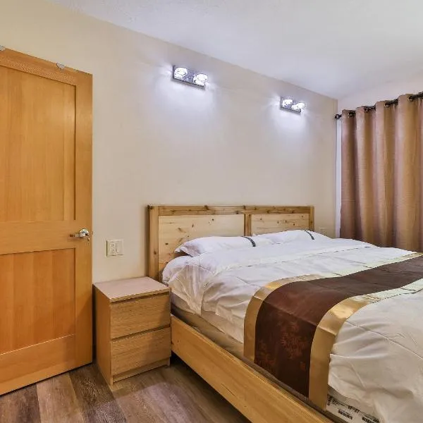 Riverfront Estate Bed&Breakfast Banff, ξενοδοχείο στο Μπανφ