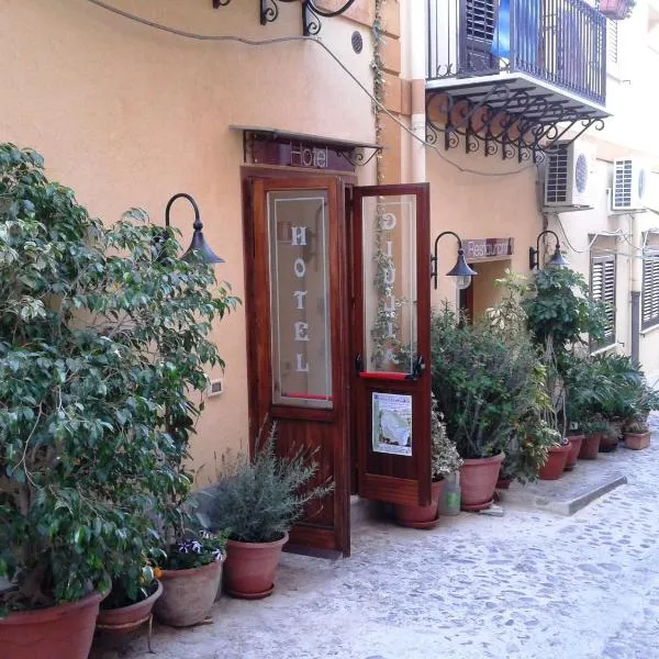 Hotel Giulia, hotel v destinaci Ustica