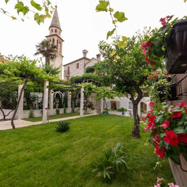 Apartments Trifunovic Old Town, hotel in Budva