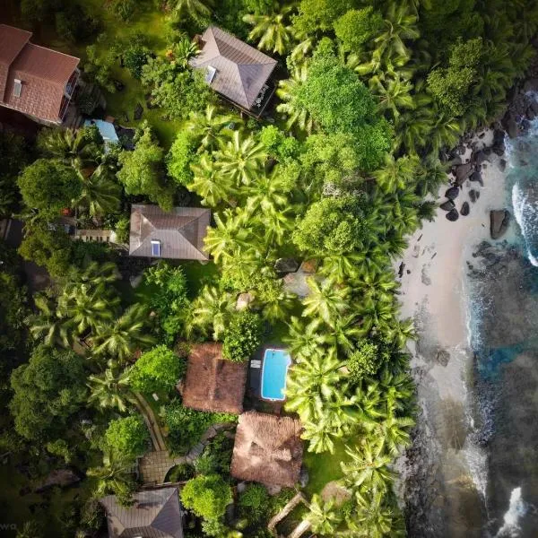 Viesnīca Domaine Desaubin Luxury Villas pilsētā Takamaka