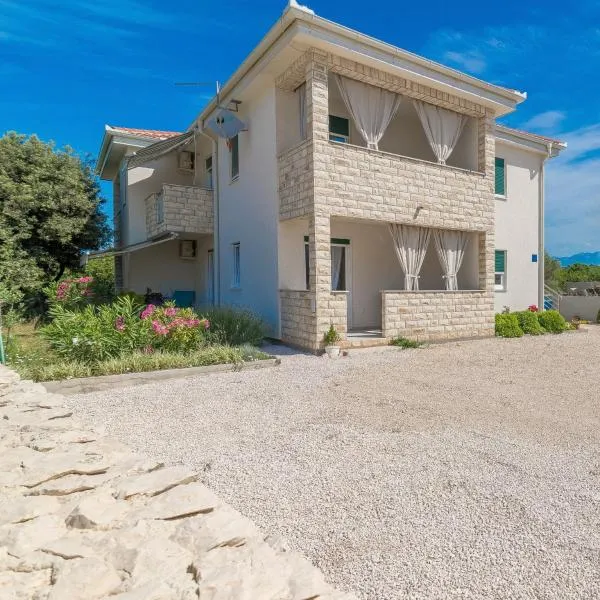 Apartments Sestanka, hotell sihtkohas Novalja