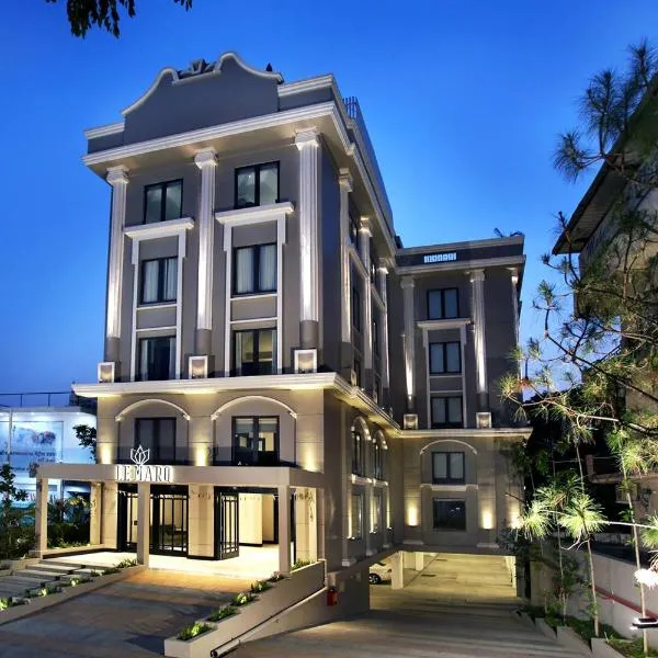 LEMARQ, hotel in Dehradun