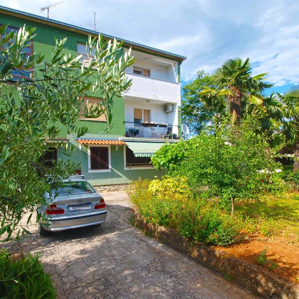 Apartments Fuma 161