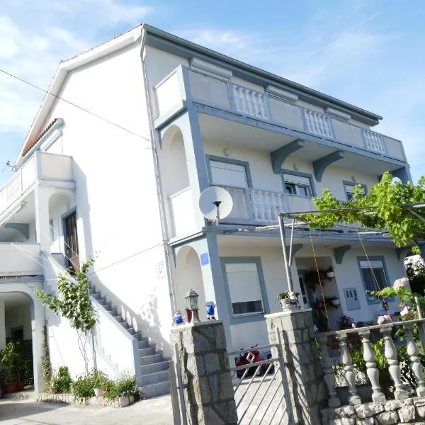 Ljubica & Ante Paparić, hotel v destinaci Lopar