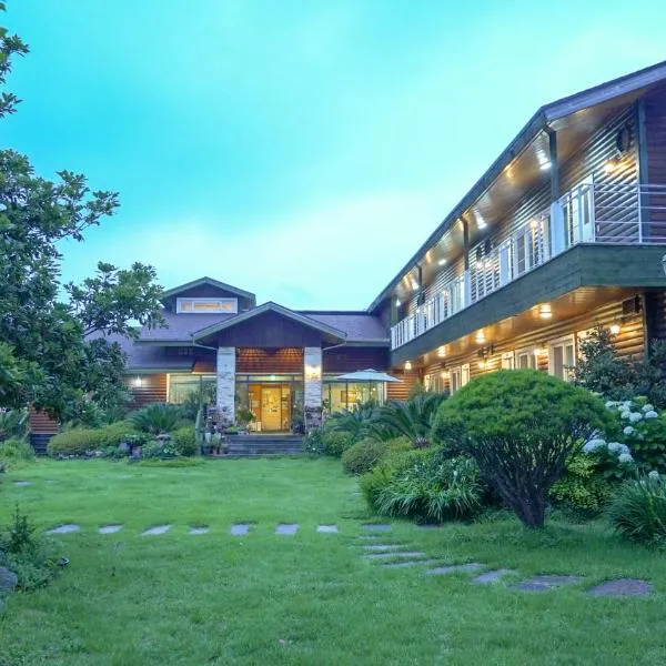 Green Narae Pension, hotel en Seogwipo