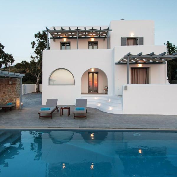 Naxos Infinity Villa and Suites