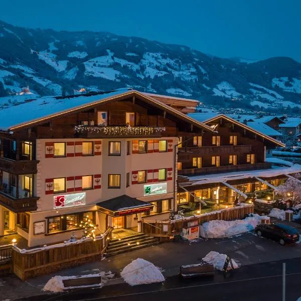 Hotel Standlhof Zillertal, hotel v destinaci Uderns
