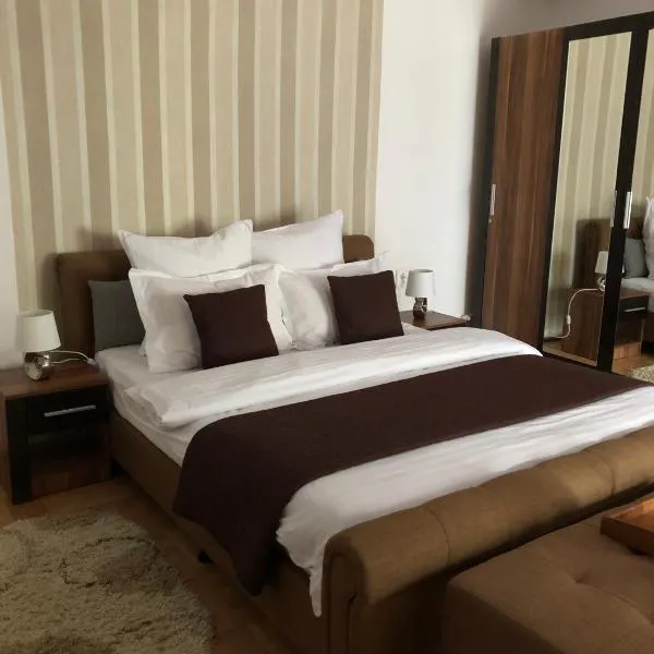 Xenopol Central, Hotel in Hermannstadt