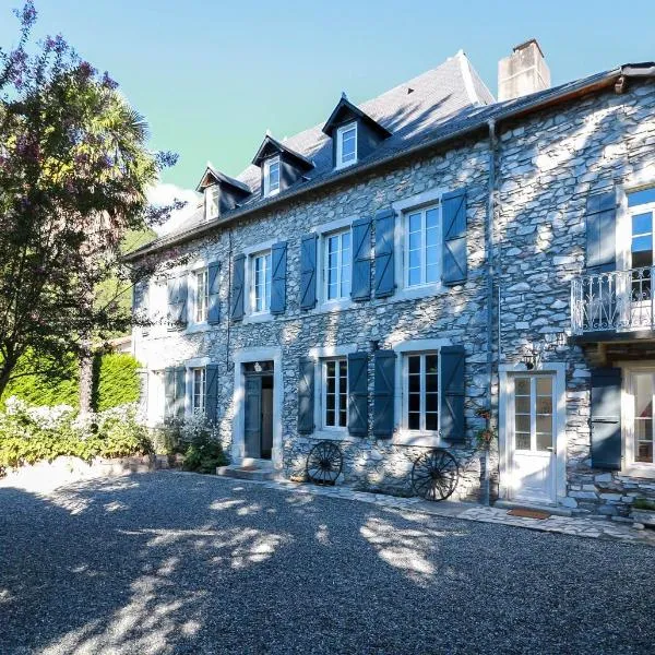 Le domaine des 3 marmottes Chambres d' hôtes, hotel en Cierp