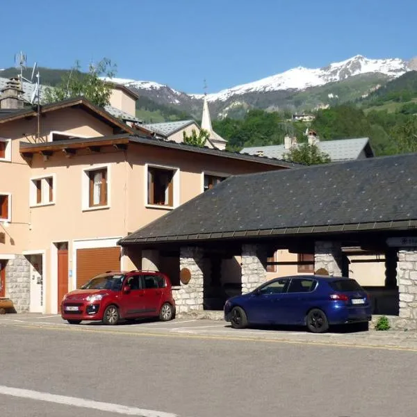 Hôtel Arolla, хотел в Бур-Сен-Морис