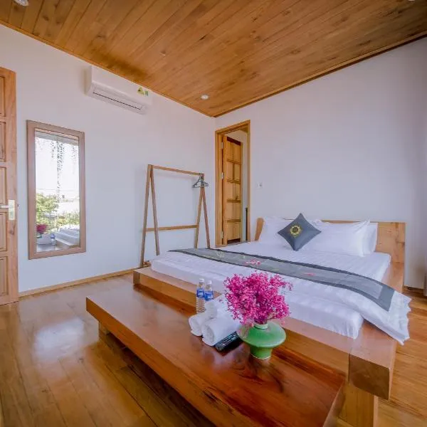 The Purple Hue Homestay, hôtel à Hue