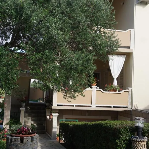 Apartmani Tatjana, hotel in Rab