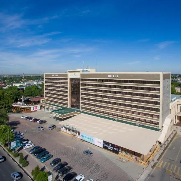Shymkent Grand Hotel, hotel in Shymkent